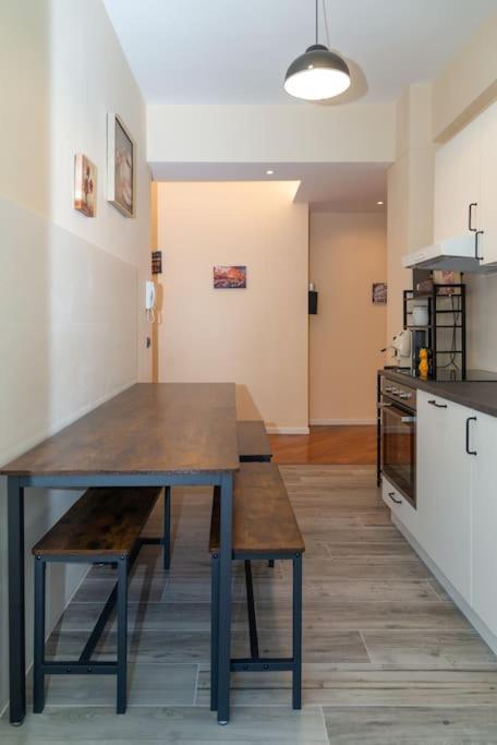 Tullios Home โรม ภายนอก รูปภาพ