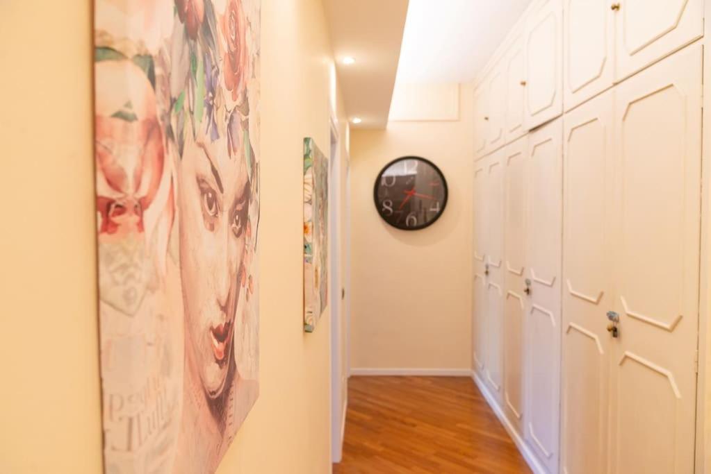 Tullios Home โรม ภายนอก รูปภาพ